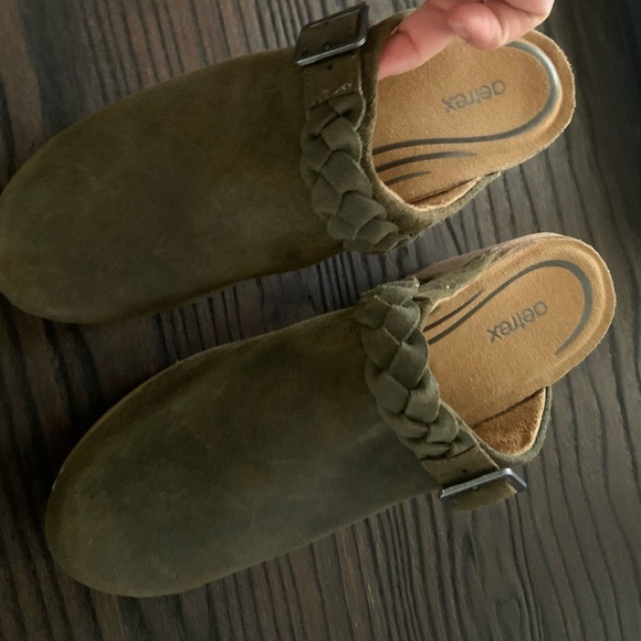 Aetrex Corey Clog olive leather memory foam boho casual comfort spring  $160 - Picture 3 of 6